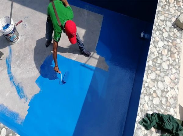 Peremajaan kolam